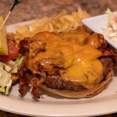 Bacon Cheddar Burger
